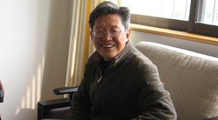 三十年来，我感受到浓郁的同胞亲情